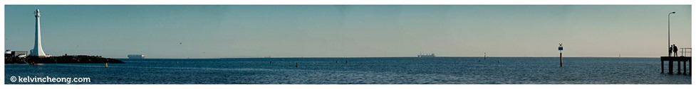 victor-clara-engagement-panorama-st-kilda